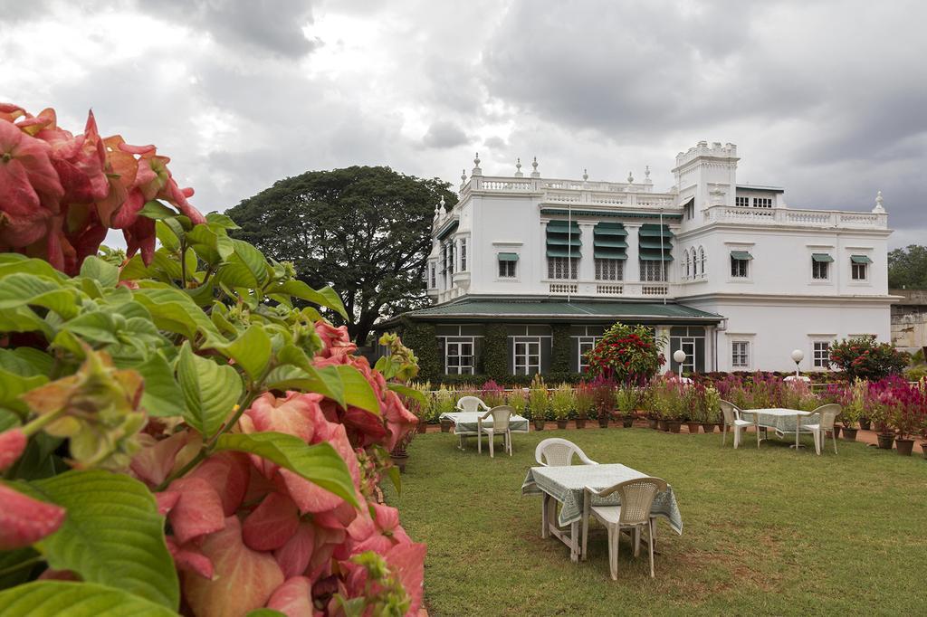 The Green Hotel Mysore Exterior photo